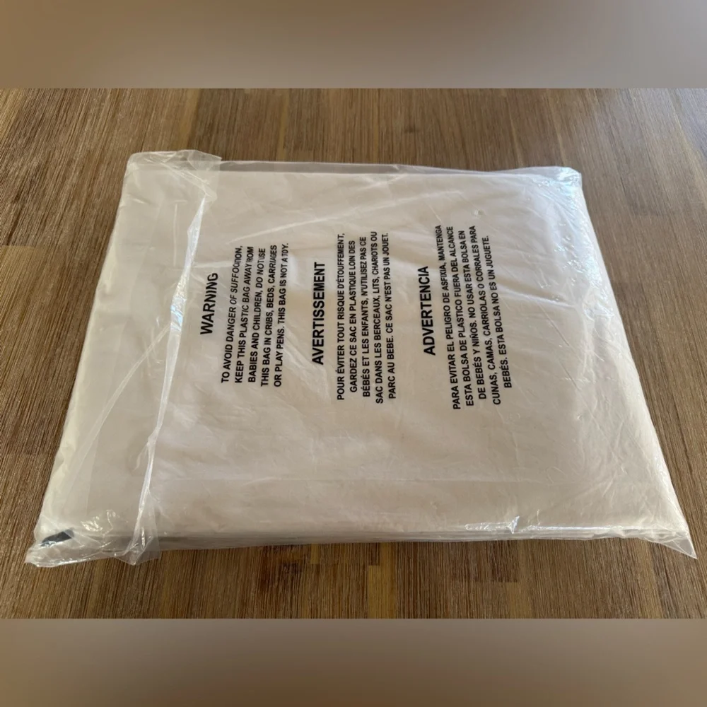 Quince Classic Organic Percale Duvet Cover